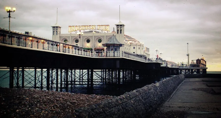 Urban photography by Selina Cheng, brightonpier